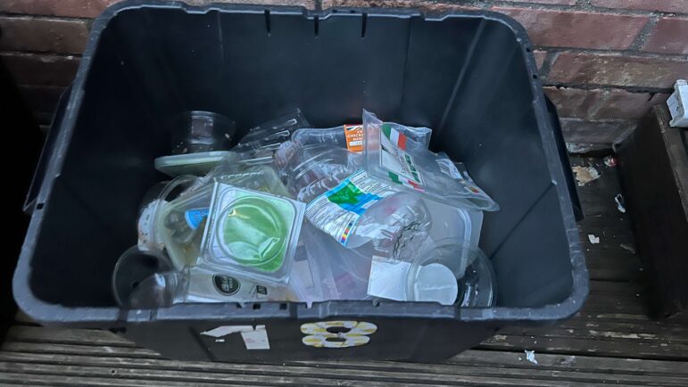 Council should collect unused recycling boxes, says councillor