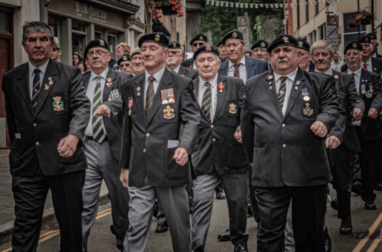 veterans marching