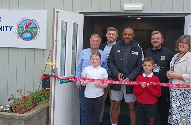 Danny Gabbidon cuts the ribbon to open Ponthir Sports and Community Club