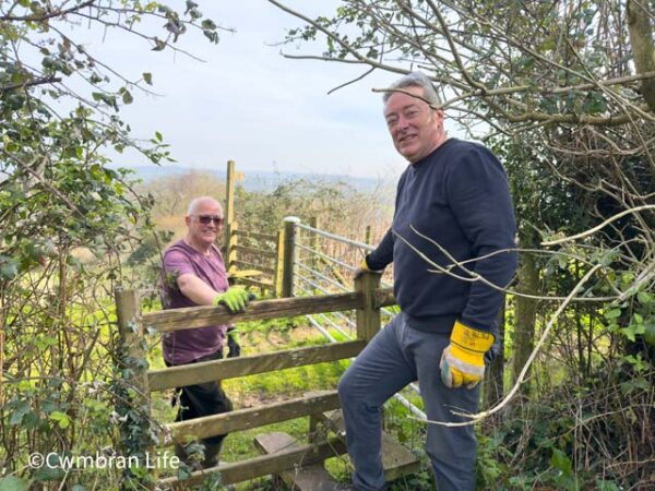Friends clear overgrown ‘secret’ footpath in Henllys