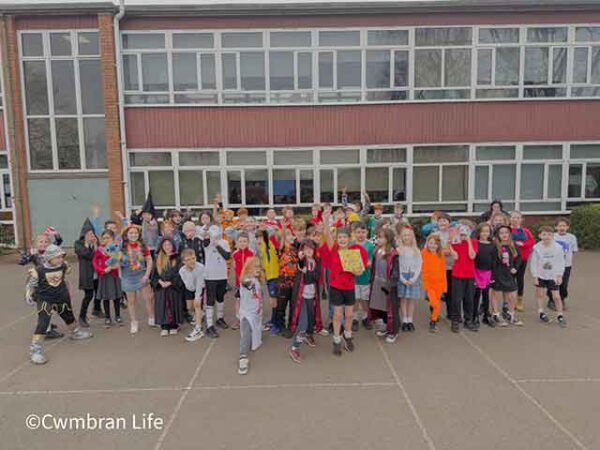 VIDEO: Llanyrafon Primary School pupils celebrate World Book Day 2026