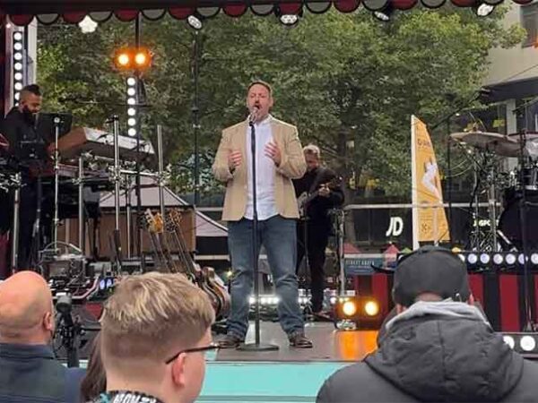 See Cwmbran tenor Lee Cander live before his Channel 4 Your Song appearance