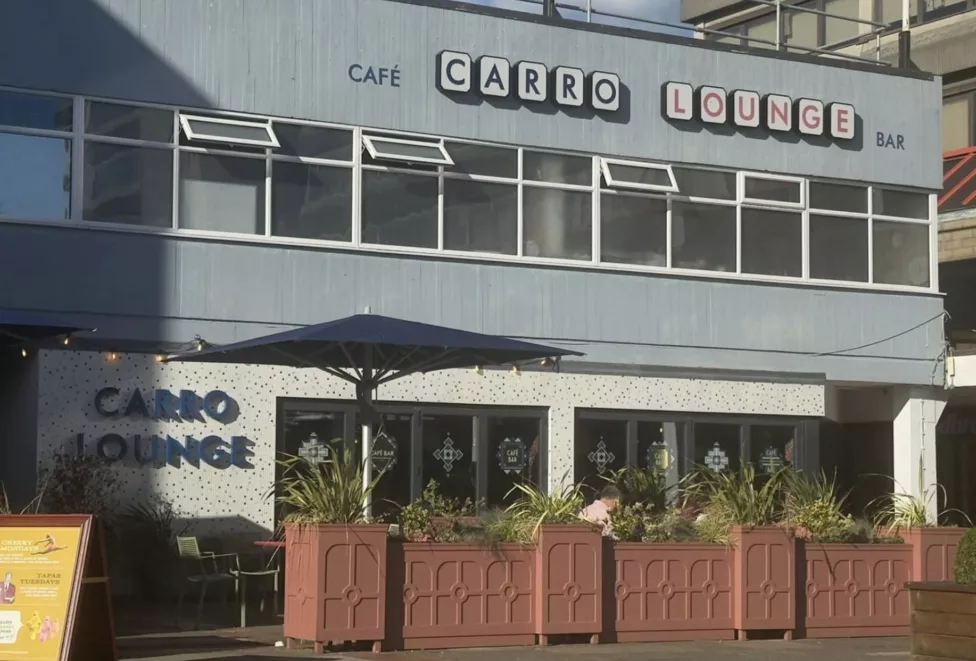 a cafe called Carro Lounge