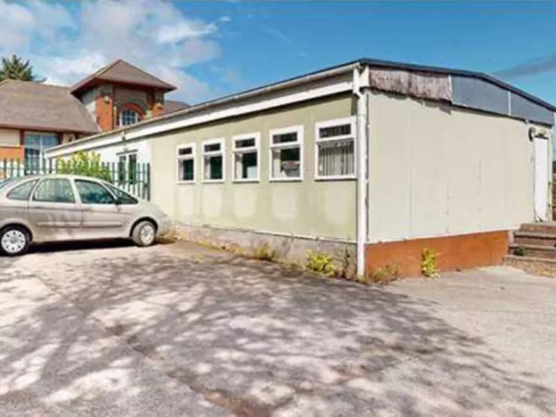 Temporary classrooms at Torfaen school to be replaced