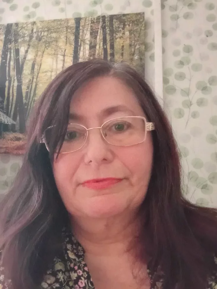 author carol lewis