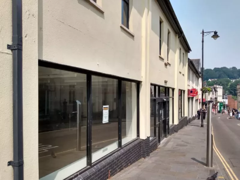 New plans for units at former Farmfoods store in Pontypool